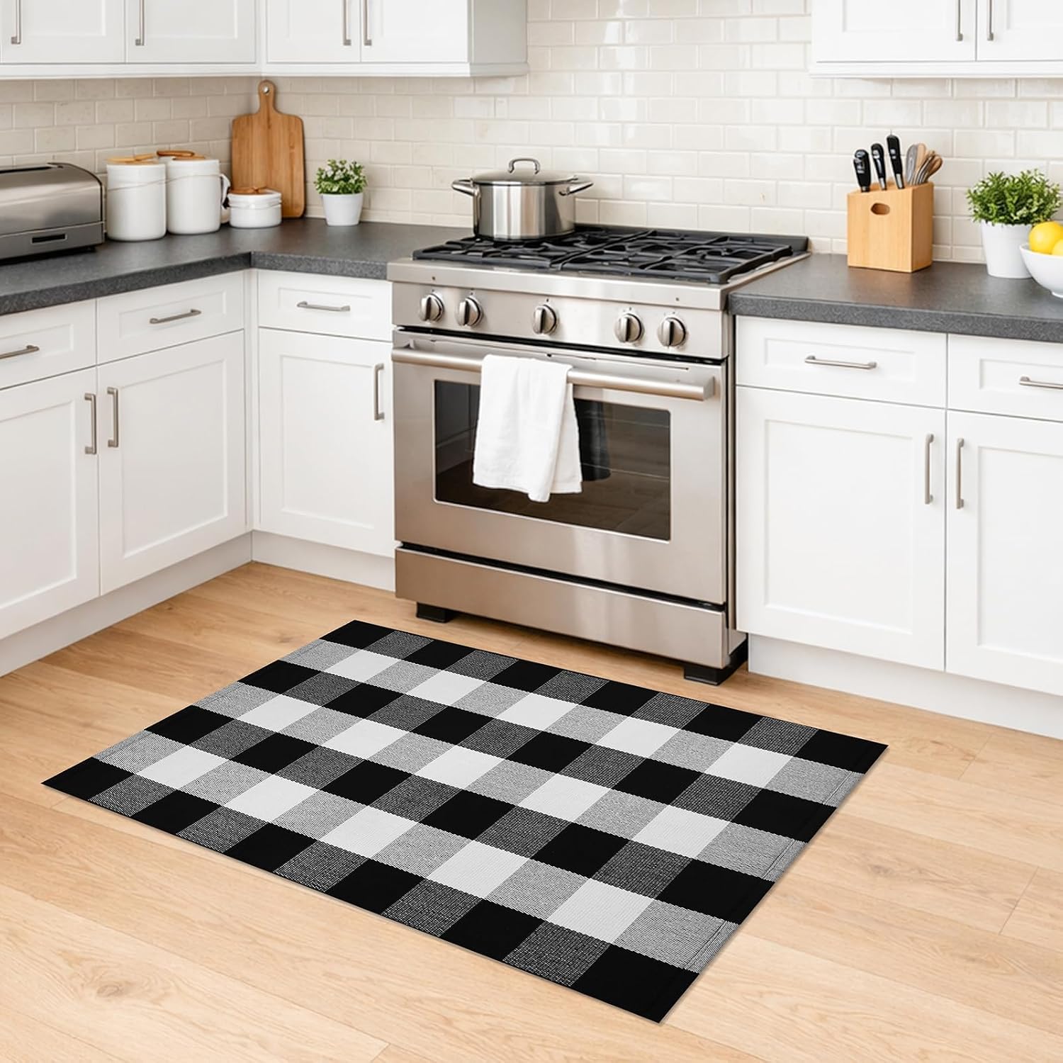 KILOCOCO Buffalo Plaid Checkered Rug 27.5x43 in Black White Front Door Rug