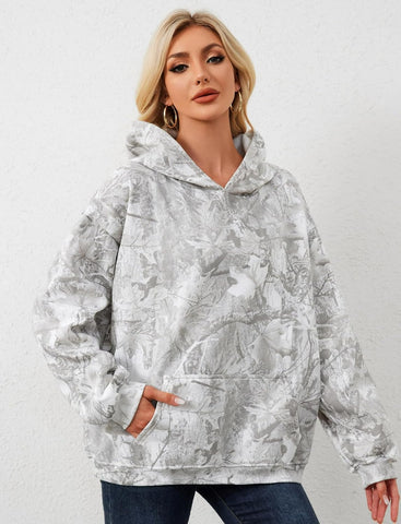 TERIVEEK Women Camo Hoodies Oversized Maple Leaf Fleece Hooded Sweatshirt Long Sleeve Fall Trendy Pullover Hoodie with Pocket