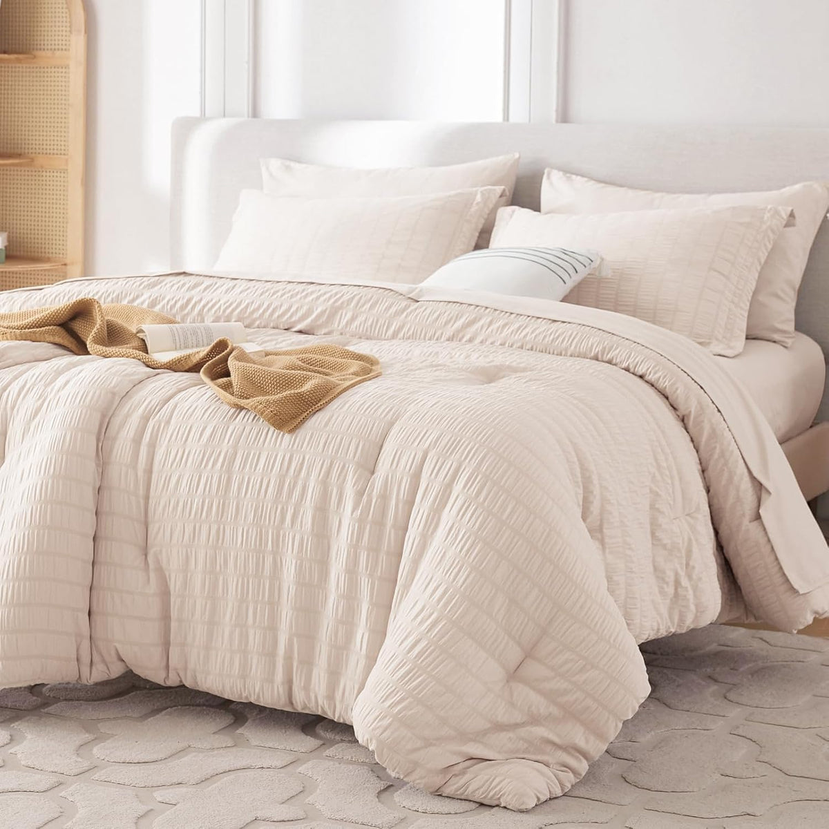 MUXHOMO Twin XL Comforter Set 5 Pieces, Seersucker Bed in a Bag, Beige