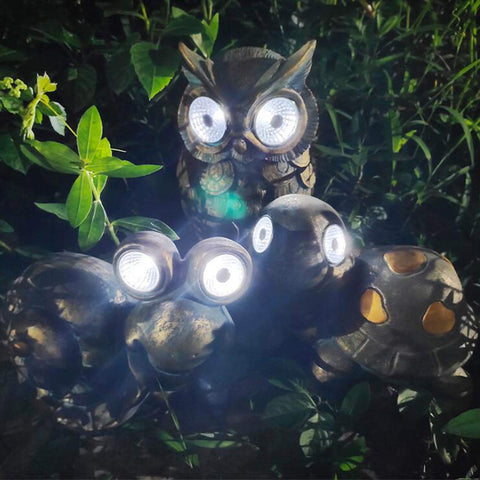 Cute Owl Shaped Solar Lights, Outdoor Decorative Garden Lights with LED Eyes, Animal Solar Garden Lights with Switch Decorative Led Solar Light for Patio, Lawn, Yard(Grey)
