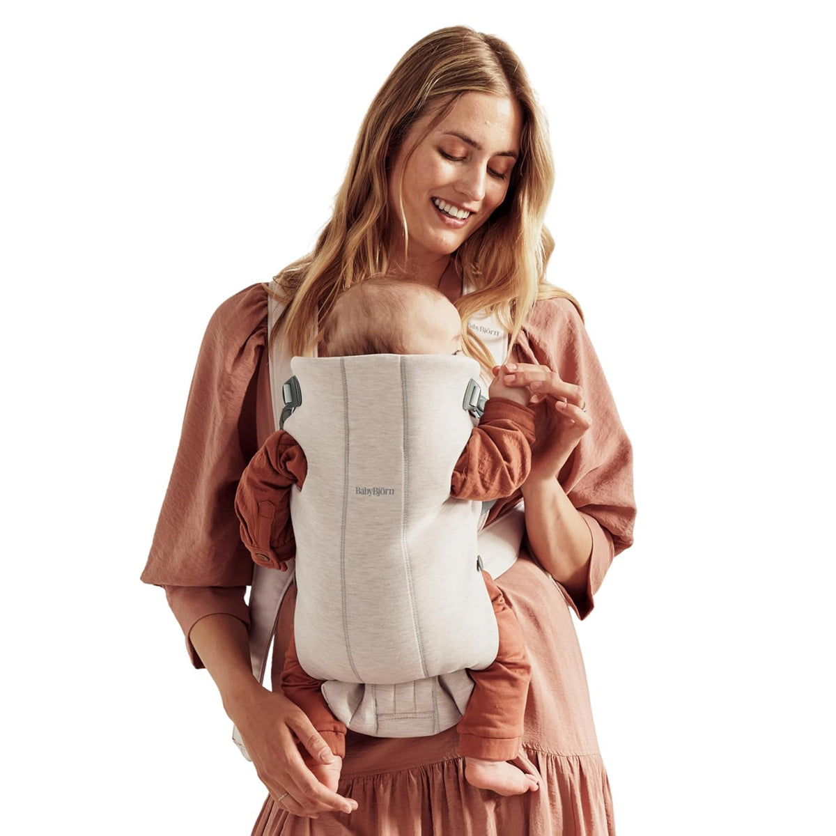 BabyBjörn Baby Carrier Mini, Light Beige, 3D Jersey | Infant Carrier (7-24 lbs), Ergonomic, Easy-to-Use