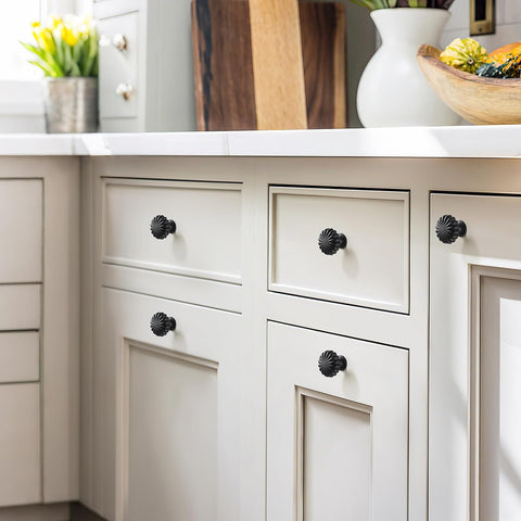 Matte Black Cabinet Knobs，20 Pack Solid Drawer Pulls for Dressers