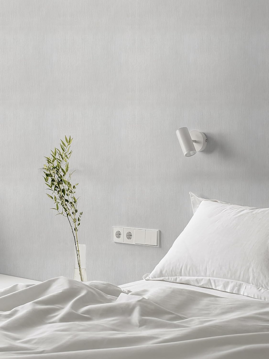 Heroad Peel and Stick Wallpaper Wood Contact Paper Wood Wallpaper Light Grey Wood Grain Contact Paper Thicken Textured for Cabinets and Drawers Countertops Waterproof Self Adhesive Vinyl 17.5" x 197"