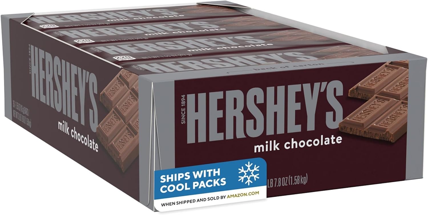 Hershey's Cookies 'n' Creme Snack Size Bars, White Milk Chocolate Candy Bars, 31.9 Oz / 2 Pounds