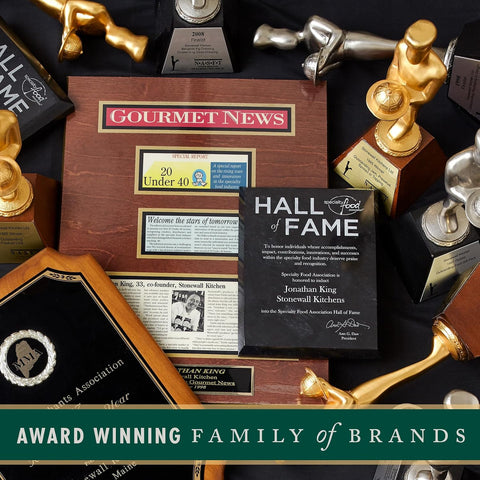 Village Candle Warm Apple Pie Large Glass Apothecary Jar Scented Candle, 21.25 oz, Brown