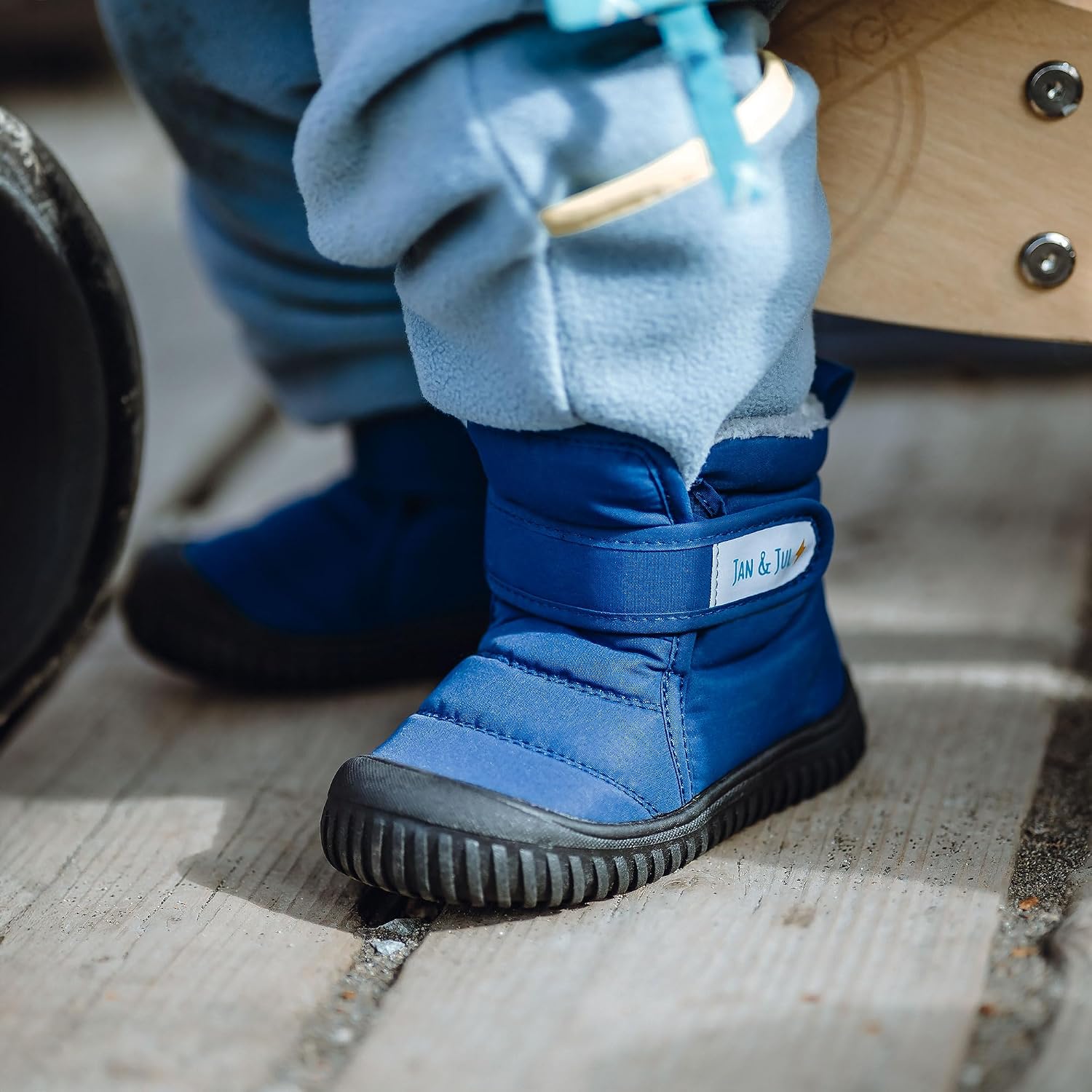 JAN & JUL Toasty-Dry Booties for Toddlers