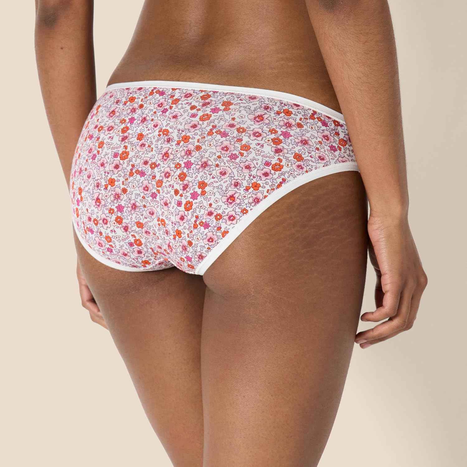 Amazon Essentials Women's Cotton Spandex Bikini Brief Underwear (Available in Plus Size)