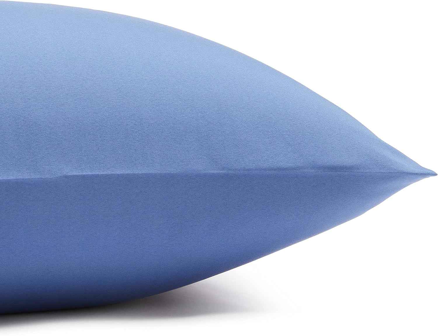 Amazon Basics Lightweight Breathable Super Soft Easy Care Wrinkle Resistant Brushed Microfiber 3-Piece Bed Sheet Set with 14-Inch Deep Pockets, Twin, Dutch Blue, Solid
