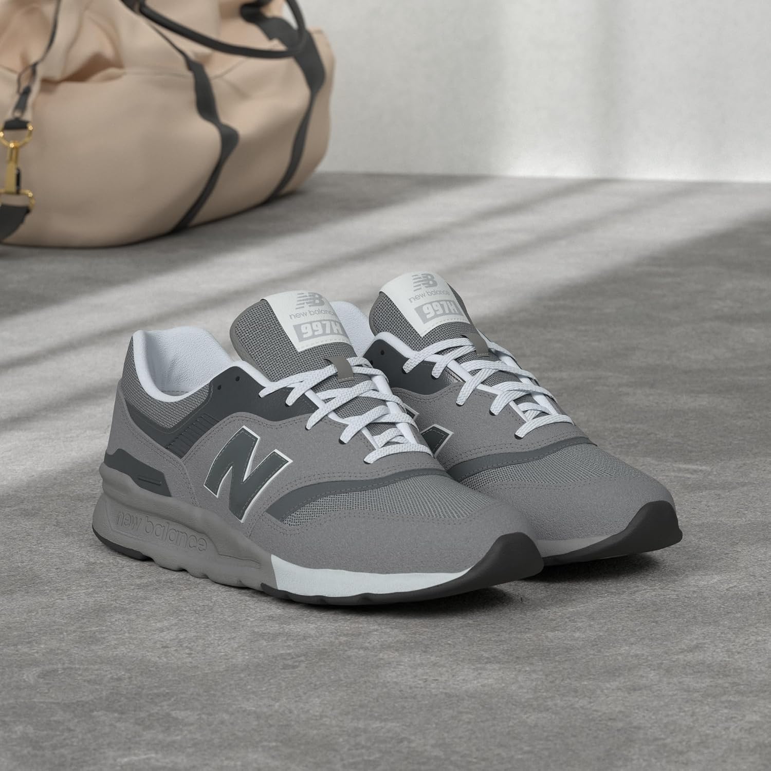 New Balance Men's 997h Sneaker