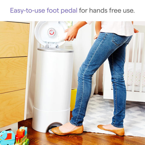 Munchkin® STEP™ Diaper Pail Powered by Arm & Hammer, #1 in Odor Control, Award-Winning, Includes 1 Snap, Seal & Toss™ Bag, 1 Starter Refill Ring, and 1 PUCK™ Baking Soda Cartridge