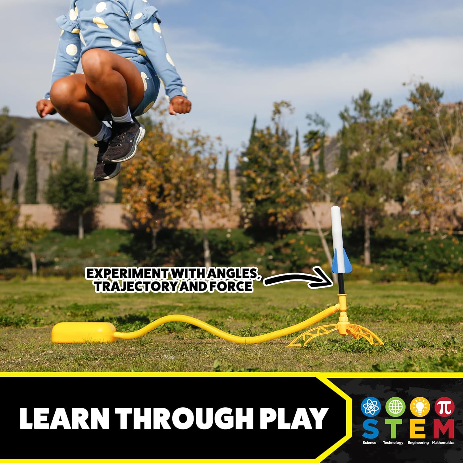 Stomp Rocket Jr Glow Rocket Launcher for Kids, 7 Rockets - Glow in The Dark