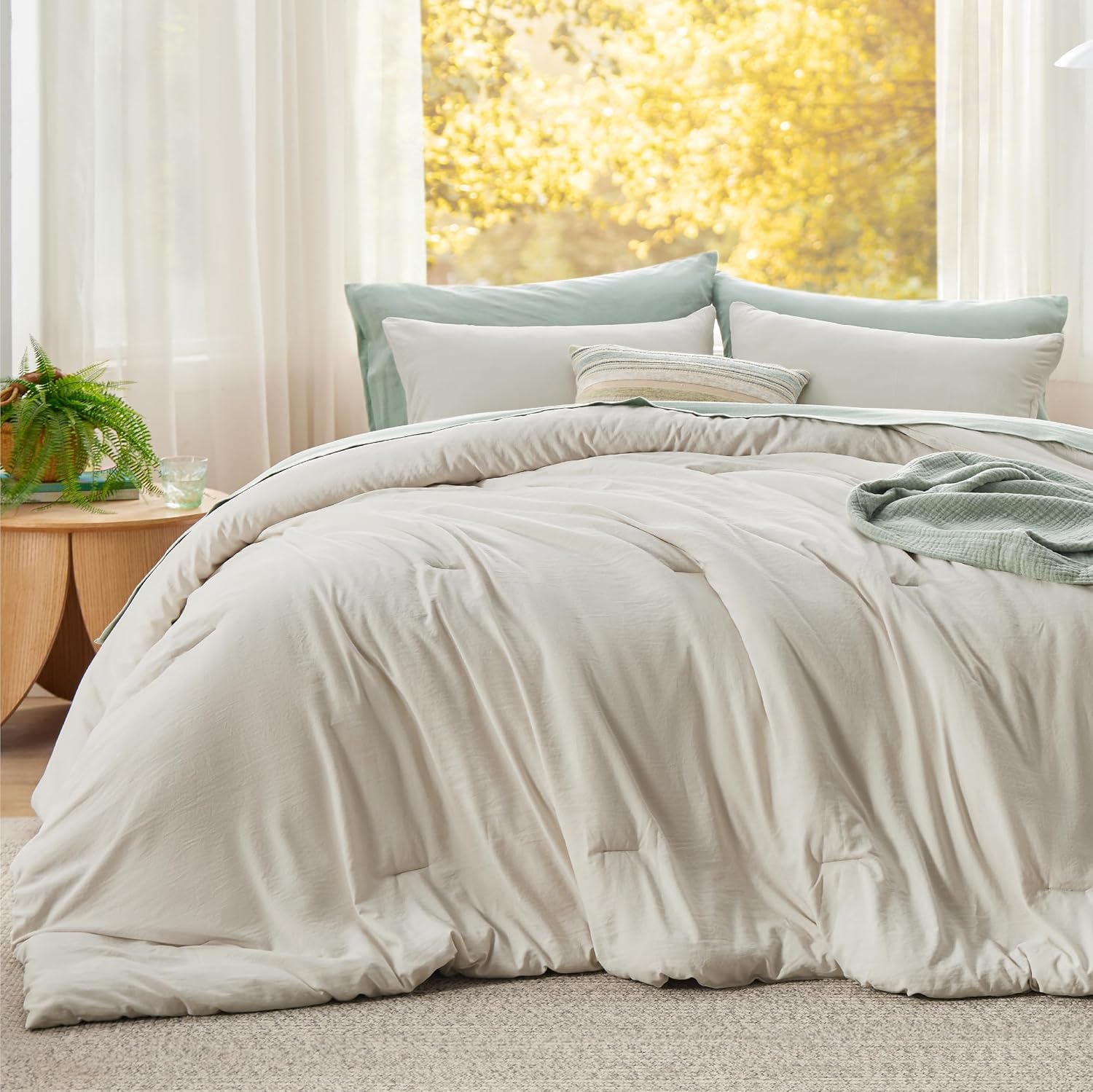 Bedsure Super King Plus Comforter Set Prewashed Soft 3Pcs Beige 128"x120"