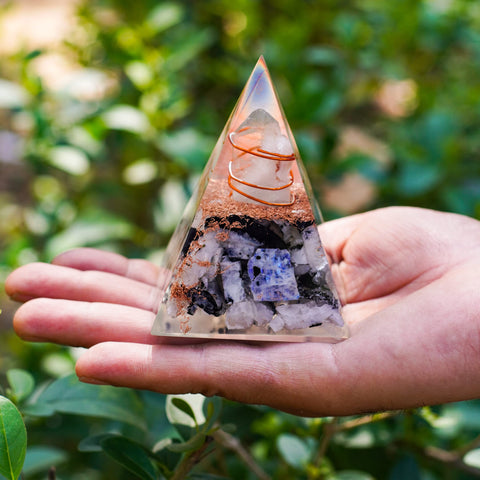 Ever Vibes New Inspirational Orgonite Pyramid for Positivity | Rainbow Moonstone Orgone Pyramid for Strength – Meditation - Yoga - Reiki - Healing Crystal Gemstone Pyramid