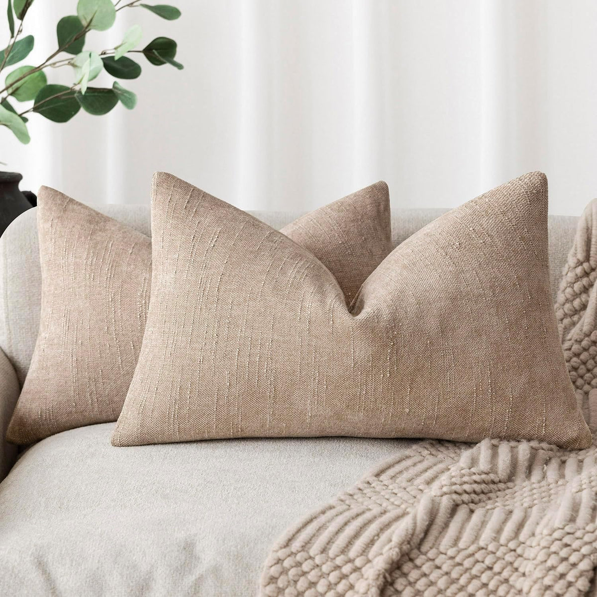 Foindtower Textured Chenille Lumbar Throw Pillow Covers 12x24,Cream Camel