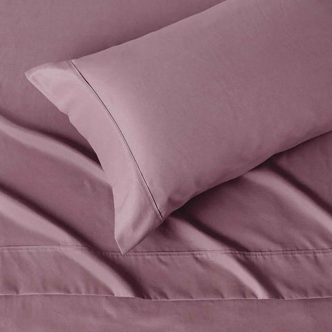 Amazon Basics Lightweight Super Soft Breathable Wrinkle-Free Microfiber 3-Piece Bed Sheet Set, Twin XL, Rose, Solid