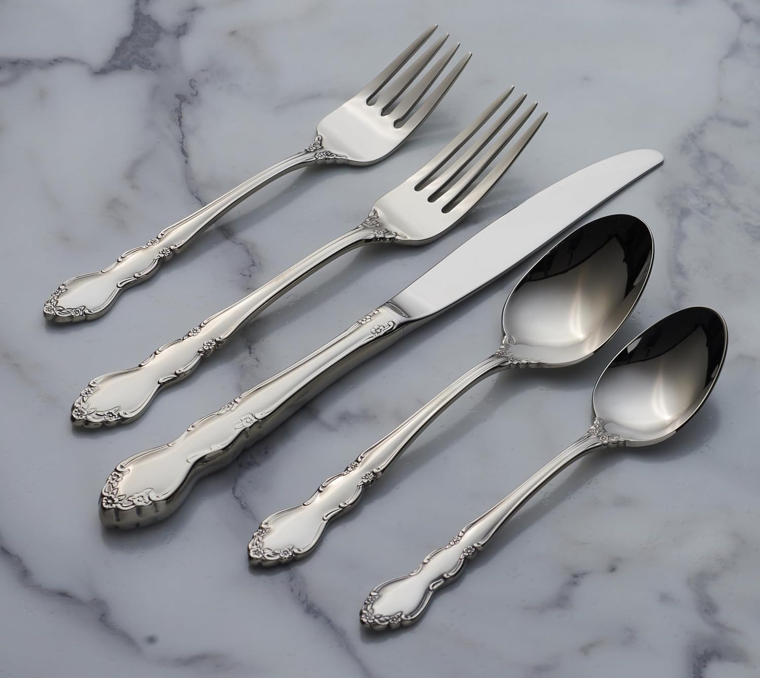 Oneida Dover 20-Piece 18/10 Silverware Set for 4, Flatware