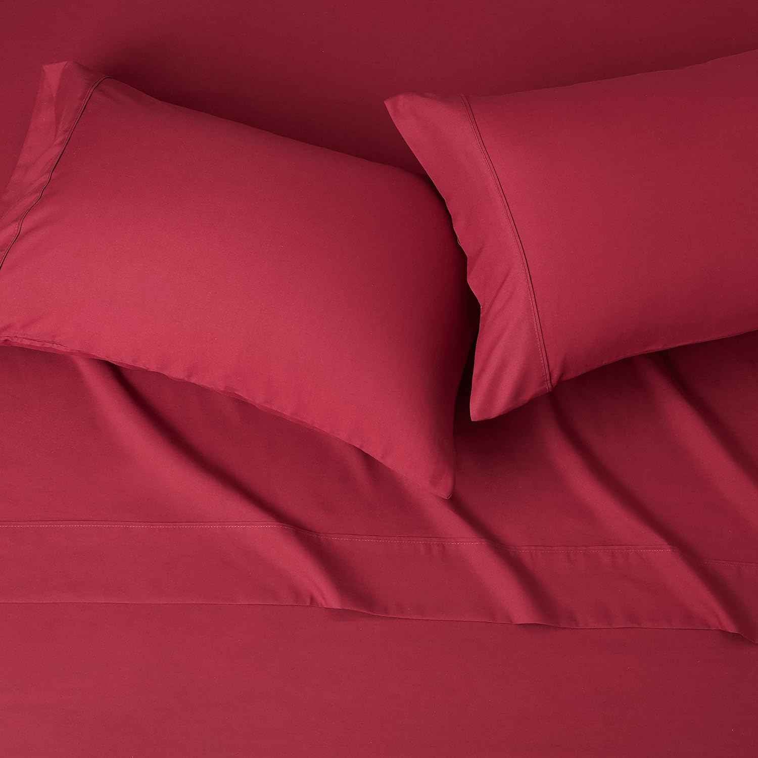 Amazon Basics Lightweight Super Soft Easy Care Breathable Brushed Microfiber 4-Piece Bed Sheet Set with 14-Inch Deep Pockets, Wrinkle Resistant, Queen, Burgundy, Solid