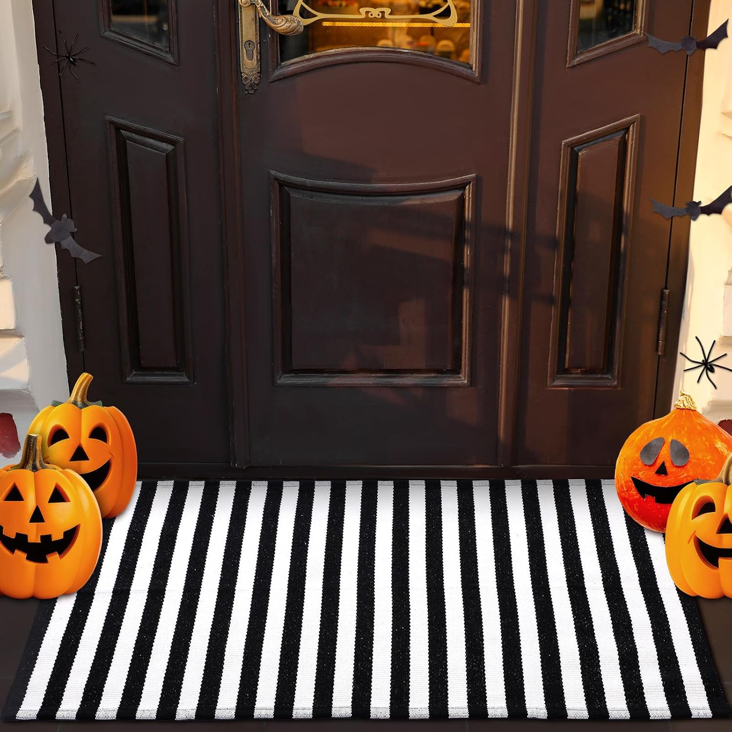 Moucuny 2' X 3' Black and White Halloween Vertical Stripe Outdoor Rug