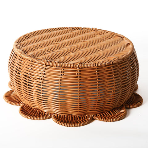 Scalloped basket,Scalloped Edge Round Serving Tray,Round Wicker Basket with handles,Hand Woven Imitation Rattan Basket,round woven tray for Coffee Table,Bathroom,Bedroom Organizing (A)