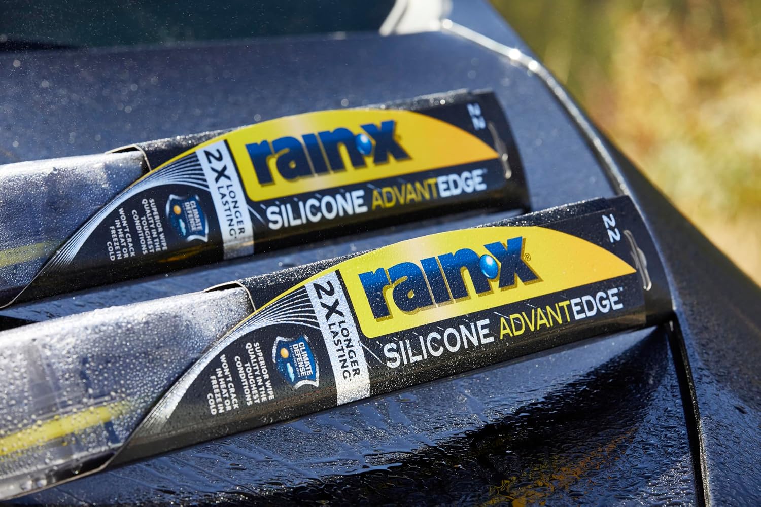 Rain-X Silicone AdvantEdge Wiper Blade 22" Windshield Wiper Blades Replacement, All-Weather Performance Lasts 2X Longer, Premium Beam, Installock Adapter for Easy Fit (Pack of 1)