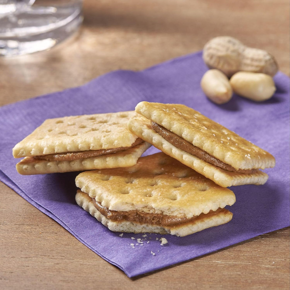Keebler Sandwich Crackers, Single Serve Snack Crackers, Office and Kids Snacks, Toast and Peanut Butter (12 Trays, 96 Packs)