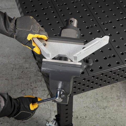 Strong Hand Tools, Aluminum 90º Tru-Angle Fixture Weld, Spatter Proof, Aluminum Alloy, (T-Clearance: 1-1/2″), (Jaw Length: 7″), Can Be Vice Held, LF-2