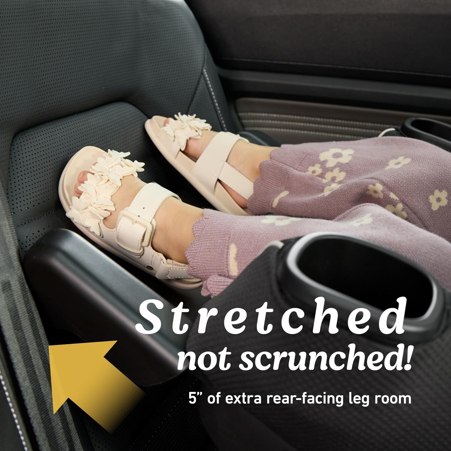 Graco Extend2Fit Convertible Car Seat, Rear and Forward Facing Car Seat with Adjustable Extension Panel for Extra Legroom, Great Gift for Baby Shower or Baby Registry, Gotham