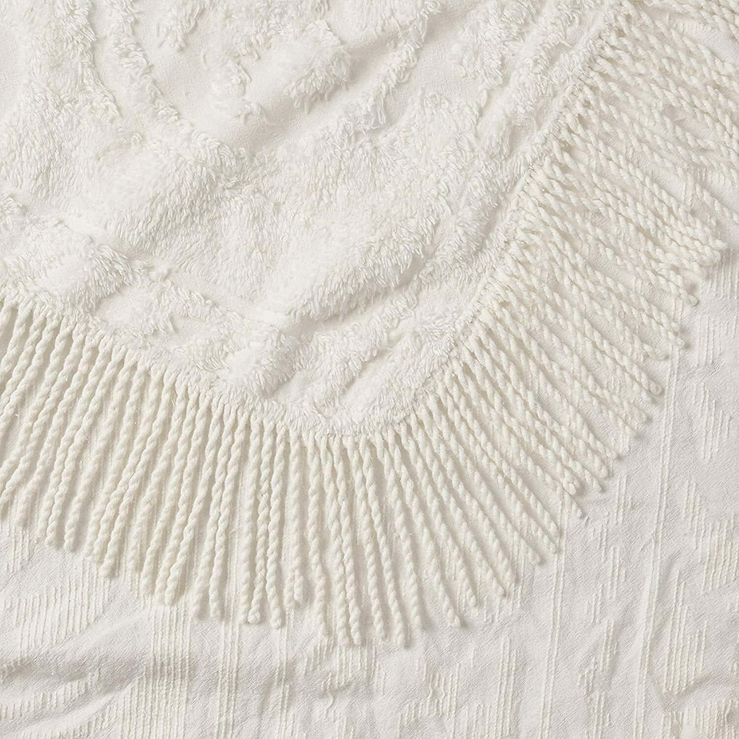 Beatrice Home Fashions Medallion Queen Cotton Chenille Bedspread, Ivory