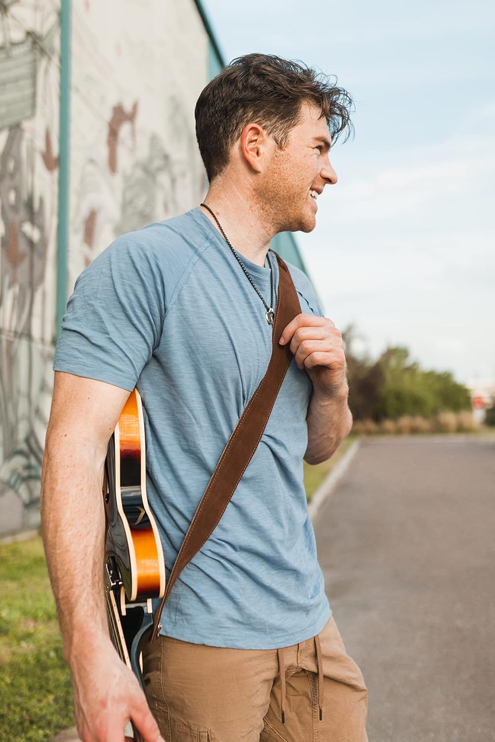 Levy's Leathers Simply Suede Series 2" Guitar Strap with Loop and Ladder Height Adjustment, Brown (MS12-BRN)