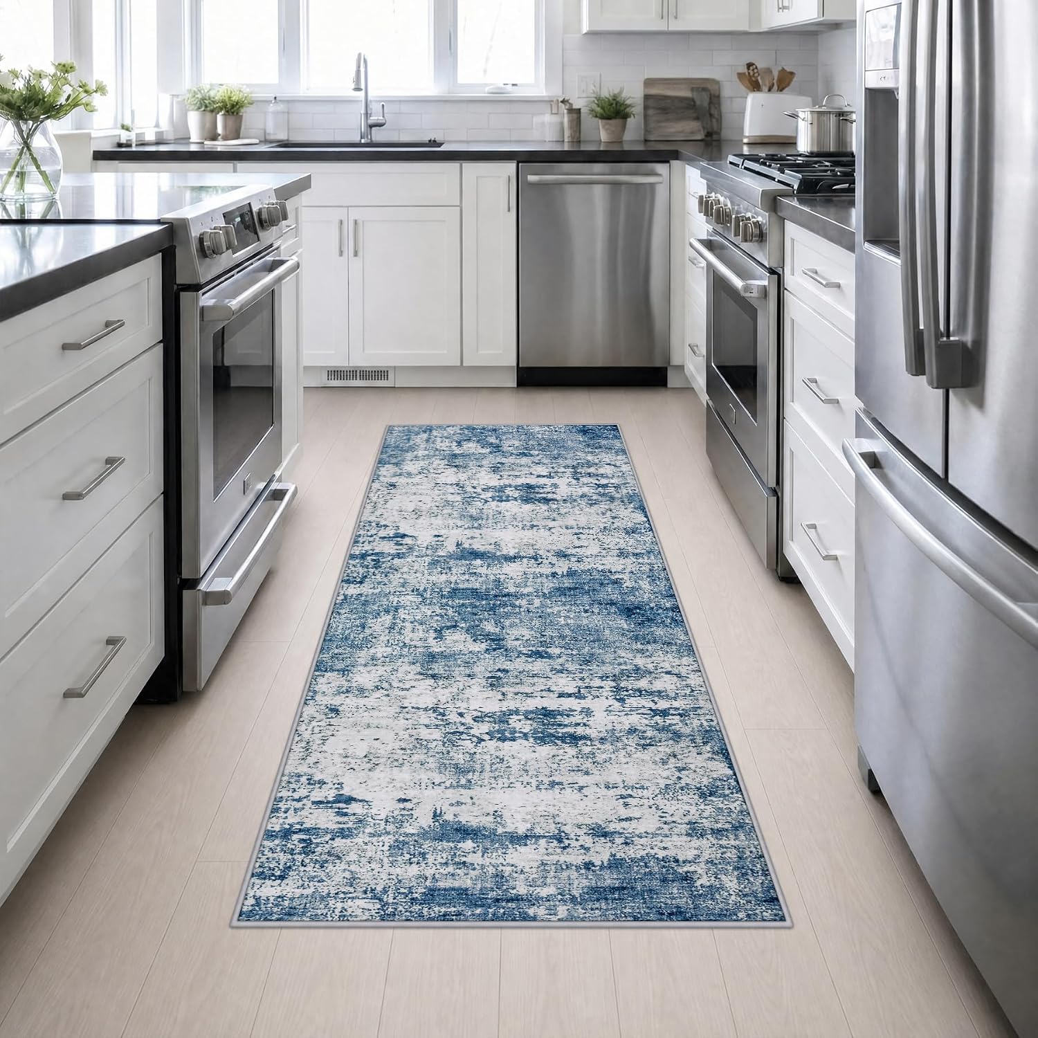 3x8 Washable Runner Rug：Modern Abstract Kitchen Soft Carpet Blue