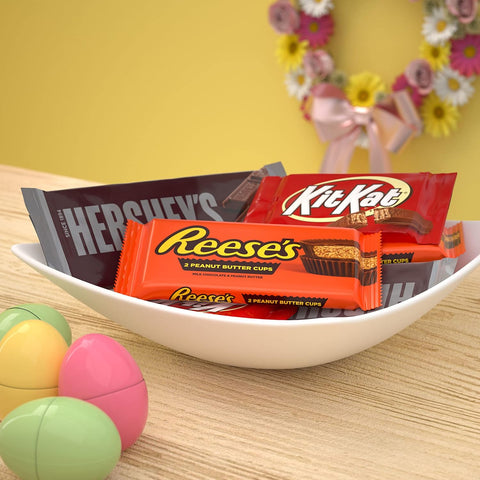 HERSHEY'S, KIT KAT and REESE'S Assorted Milk Chocolate, Full Size Bars Variety Box, 27.3 oz - 18 Count (Pack of 2)