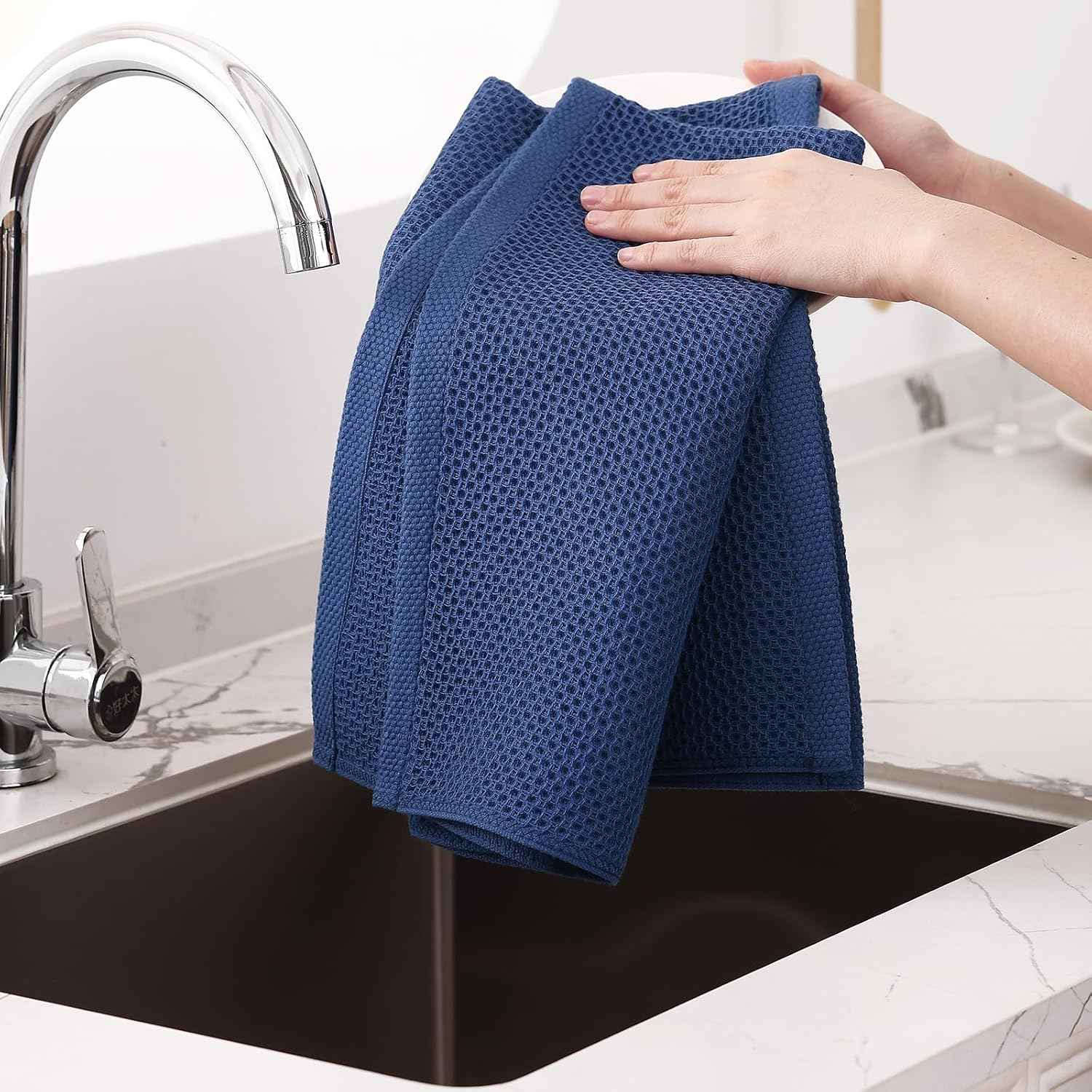 Homaxy 100% Cotton Oversized Waffle Weave Kitchen Towels 6-Pack, Navy Blue