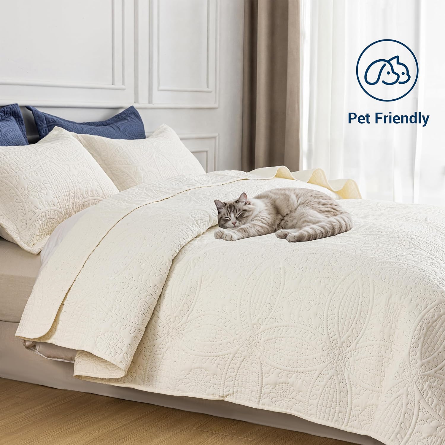 SheRest King Quilt Bedding Set - Soft Breathable Bed Quilt, Modern Style Embossed Bedspreads, Lightweight Microfiber Reversible Coverlet for All Seasons, Cream, 3 Pieces (1 Quilt,2 Pillow Shams)
