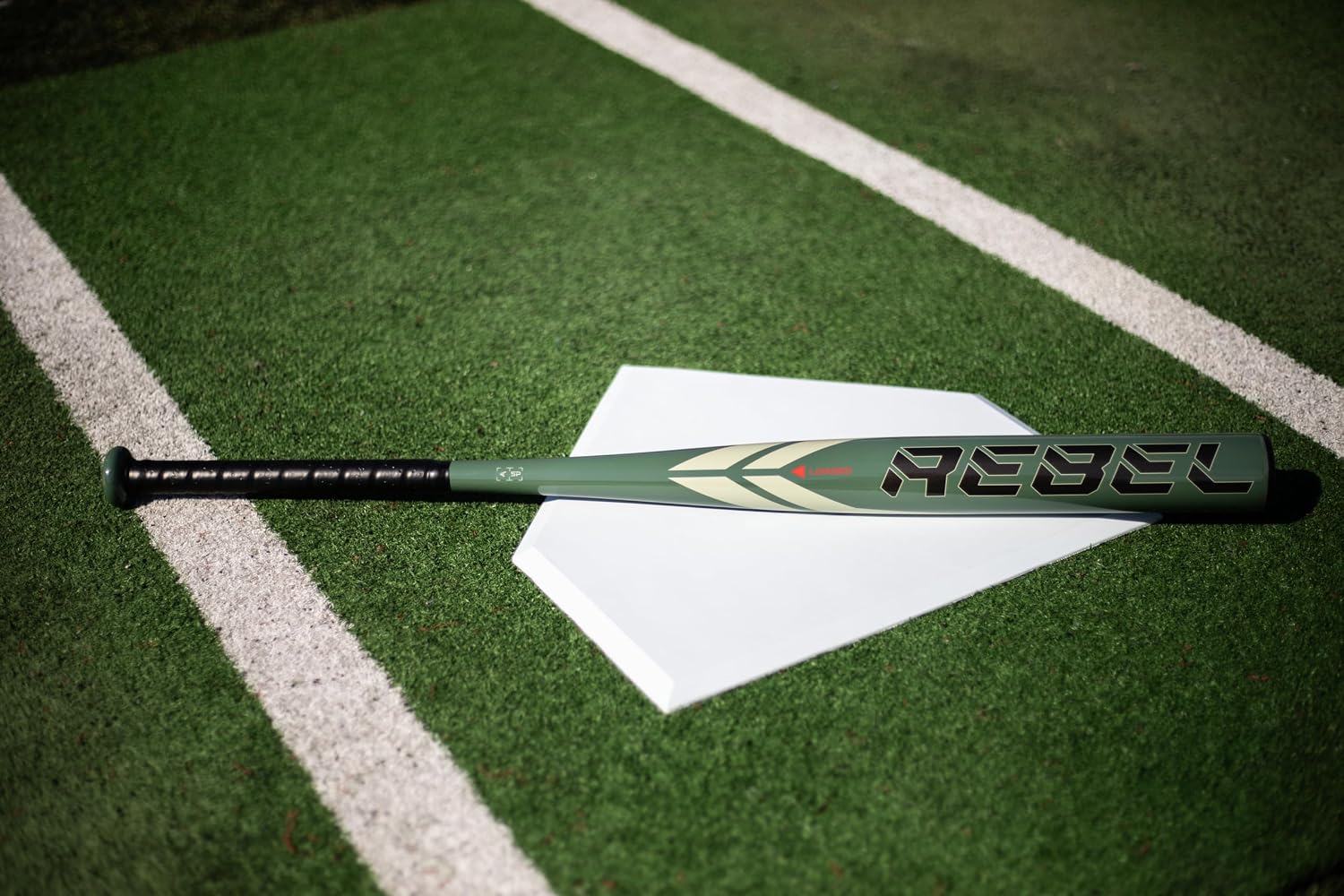 Easton | Rebel Slowpitch Softball Bat | Approved for Play on All Fields | Loaded | 12" Barrel