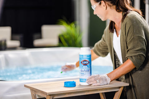 Clorox® Pool&Spa™ Spa Water All-in-One Sanitizer & Shock, Destroys Contaminants, Clears Cloudy Water, 2LB (Pack of 1)