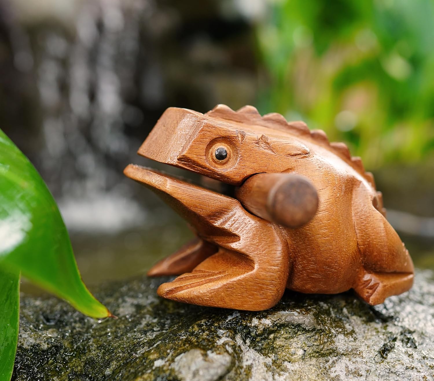 BSIRI 4" Frog Guiro Rasp - Small Instrument Musical Wooden Percussion Wood Block Instrument of Frog Noise Maker and Cool Music Gifts Ideas Funny Weird Instruments for Adults Made from Nature Wood