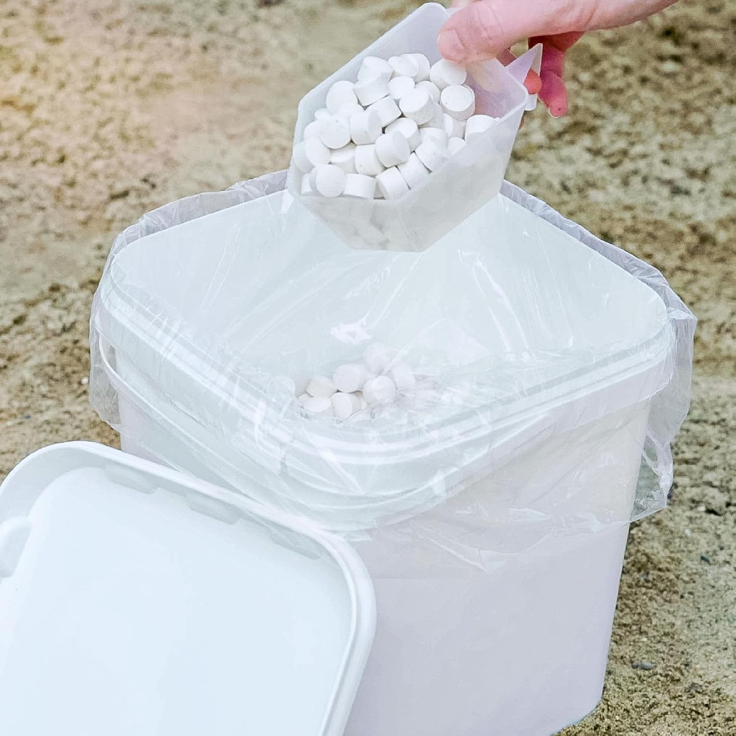 Airmax MuckAway Bacteria Enzyme Tablets for Ponds & Lakes, 8 Scoops