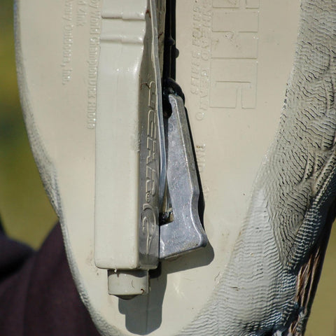 Avery GHG RealMotion Fiberglass Field Stakes
