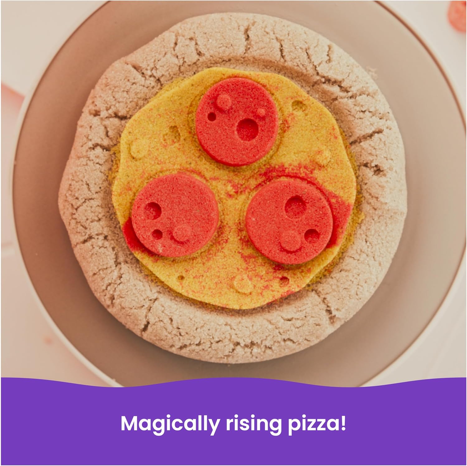 Kinetic Sand SquishPizza Playset, Moldable Play Sand Sensory Toys, Ages 5+