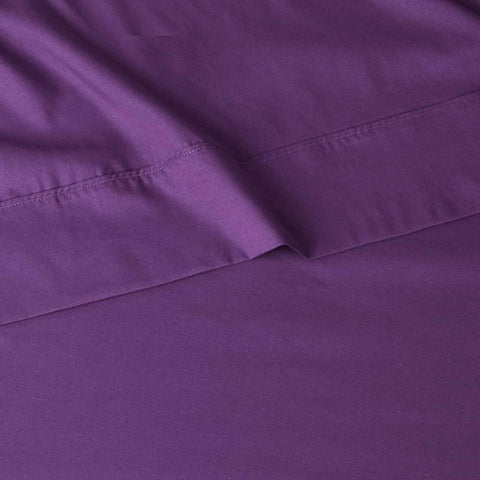 Amazon Basics Lightweight Super Soft, Comfortable, Breathable, Wrinkle Resistant Microfiber 4 Piece Bed Sheet Set with 14-Inch Deep Pockets, Queen, Plum, Solid