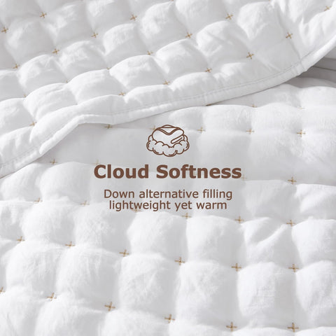 WDCOZY White King Size Quilt Bedding Sets with Pillow Shams, Lightweight Soft Bedspread Coverlet, Quilted Blanket Thin Comforter Bed Cover, All Season Summer Spring, 3 Pieces, 104x90 inches