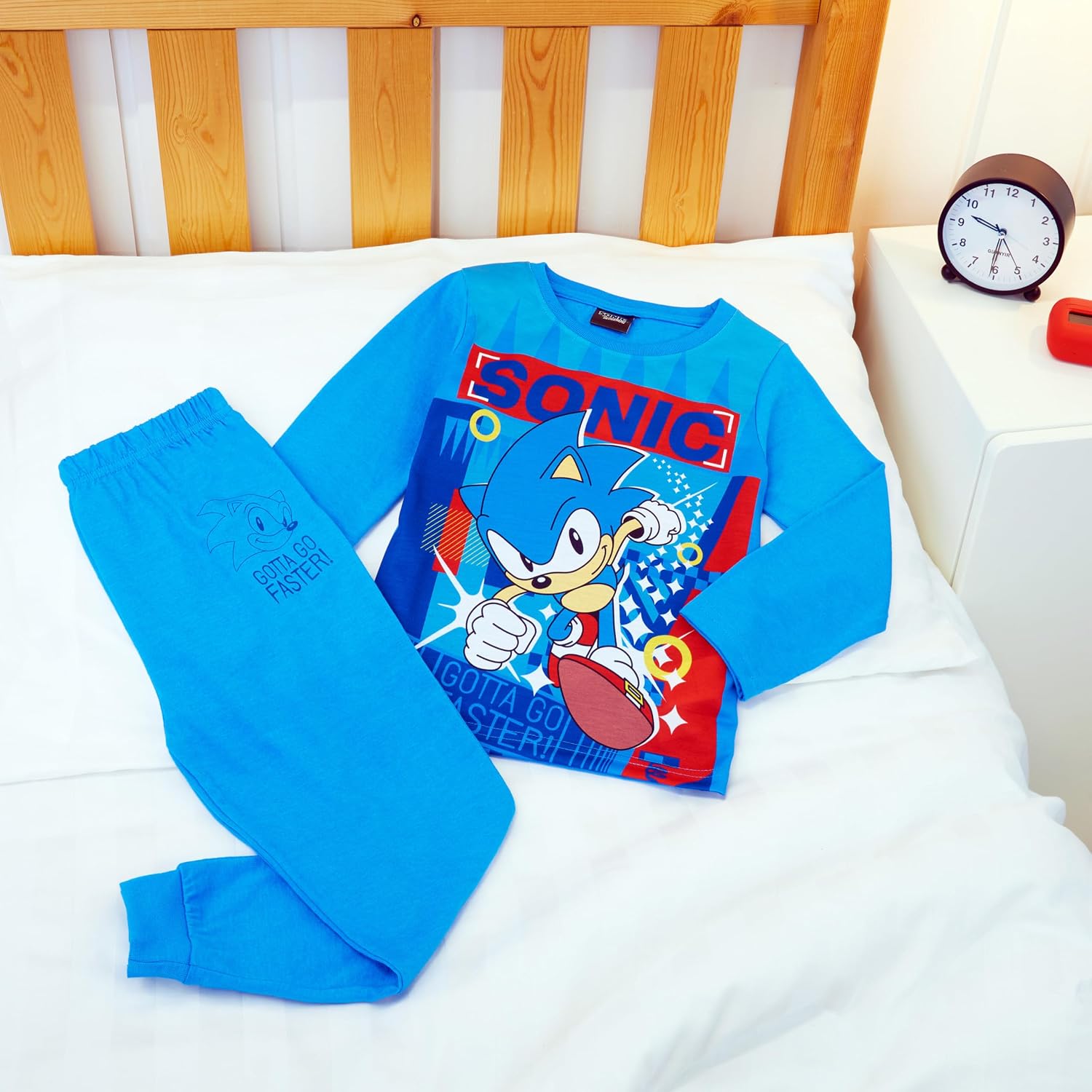 Sonic The Hedgehog Shadow Boys Pajama Set, Cozy Loungewear, Soft PJs Sleepwear - Gaming Gifts for Boys