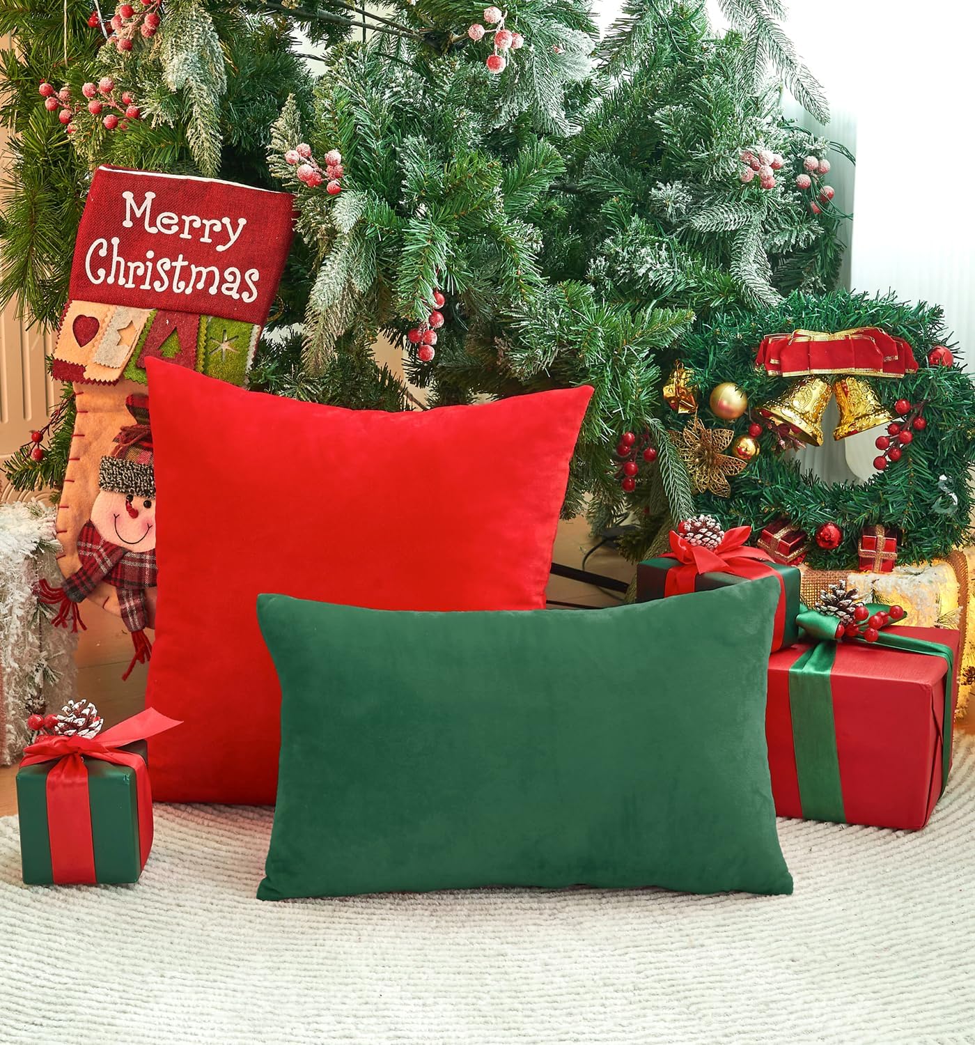 Pack of 2 Christmas Red Pillow Covers 16x16 Inch Decorative Throw Pillow Cover, Velvet Pillowcases for Couch Sofa Bed, Home Boho Decor, Modern Soft Cushion Covers