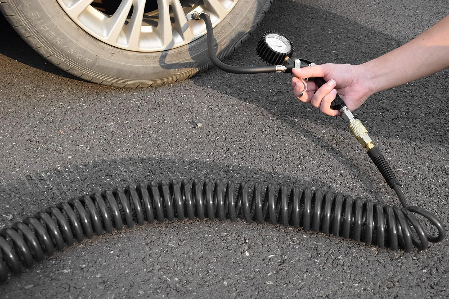 YOTOO Polyurethane Recoil Air Hose, Air Compressor Hose 1/4" Inner Diameter by 25' Long with Bend Restrictor, 1/4" Industrial Quick Coupler and Plug, Gray