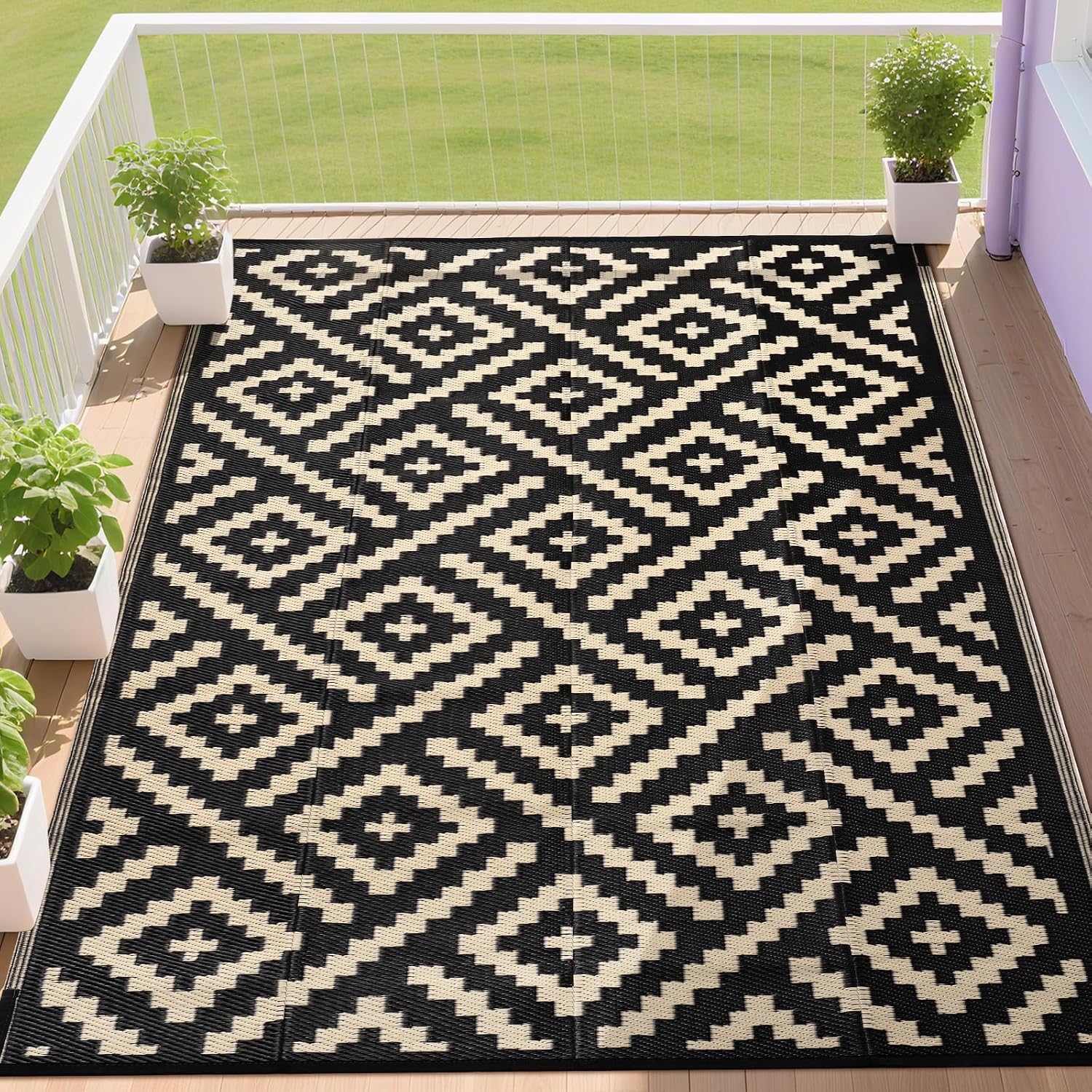 RURALITY Outdoor Rugs 5x8 Feet for Patios Clearance,Plastic Straw Waterproof Mats for Backyard,Porch,Deck,Balcony,Black&Beige