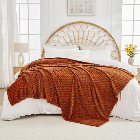 Bnuitland Burnt Orange Flannel Throw Blanket (50X40 inches), 300 GSM Fleece Cozy Warm Soft Lightweight Bed Sofa Blanket for Babys and Pets, Suitable for All Seasons