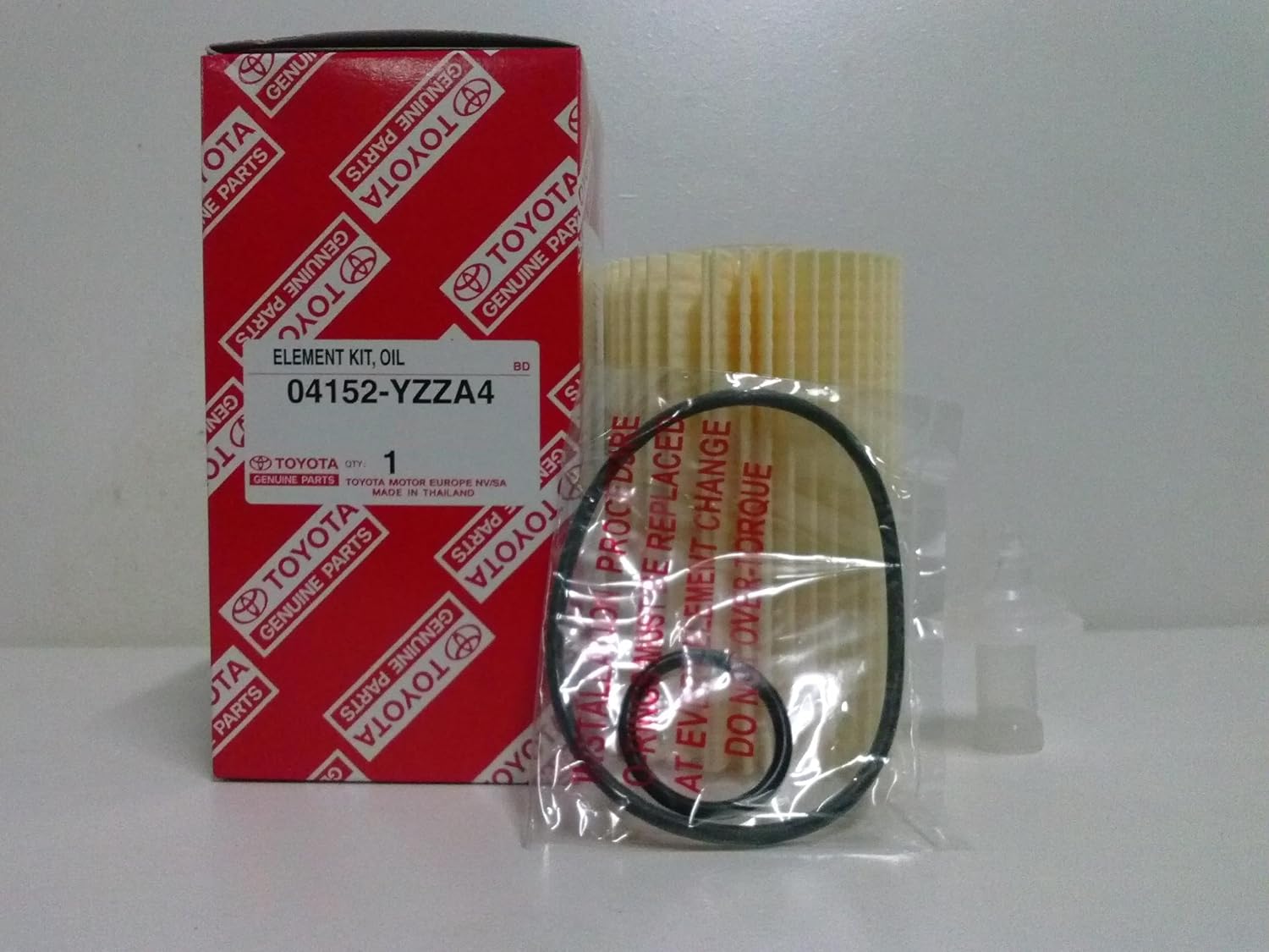 Toyota Genuine Parts - Replaceable Element (04152-YZZA4)