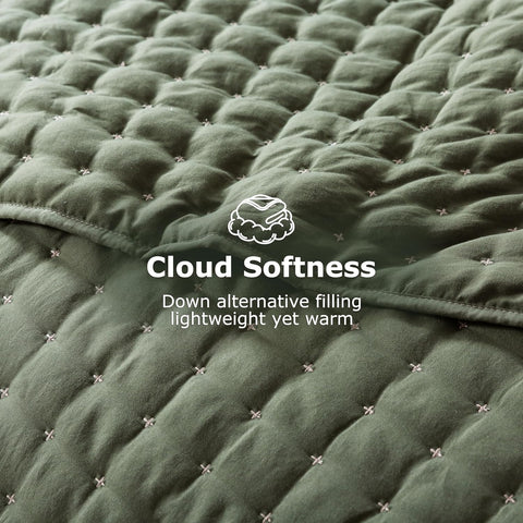 WDCOZY Cloud Soft Quilt Set, Oversized King Size, Moss Green 116x106 inches