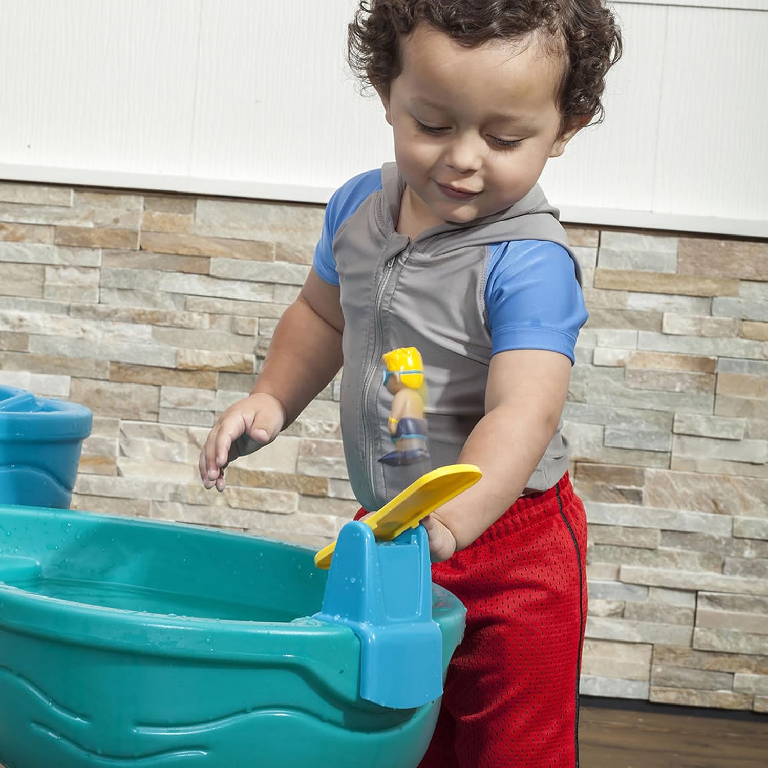 Step 2 Spill & Splash Seaway Water Table for Kids, Two-Tier Outdoor Kids Water Sensory Table with Umbrella, Ages 1.5+ Years Old, 11 Piece Water Toy Accessories