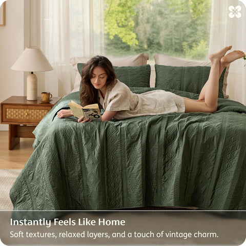 Bedsure PureWoven 100% Cotton Quilt Set, King Bedspread, Olive Green